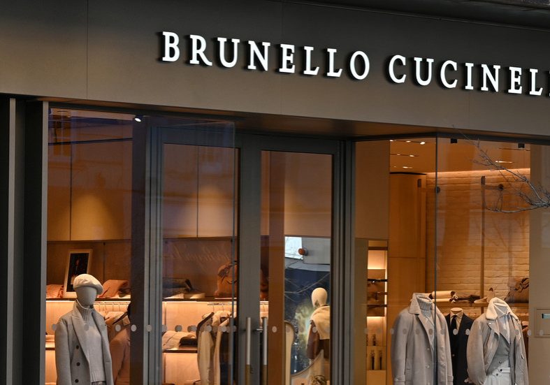 Italian luxury brand’s shares dive over Russia sales claims — RT World News