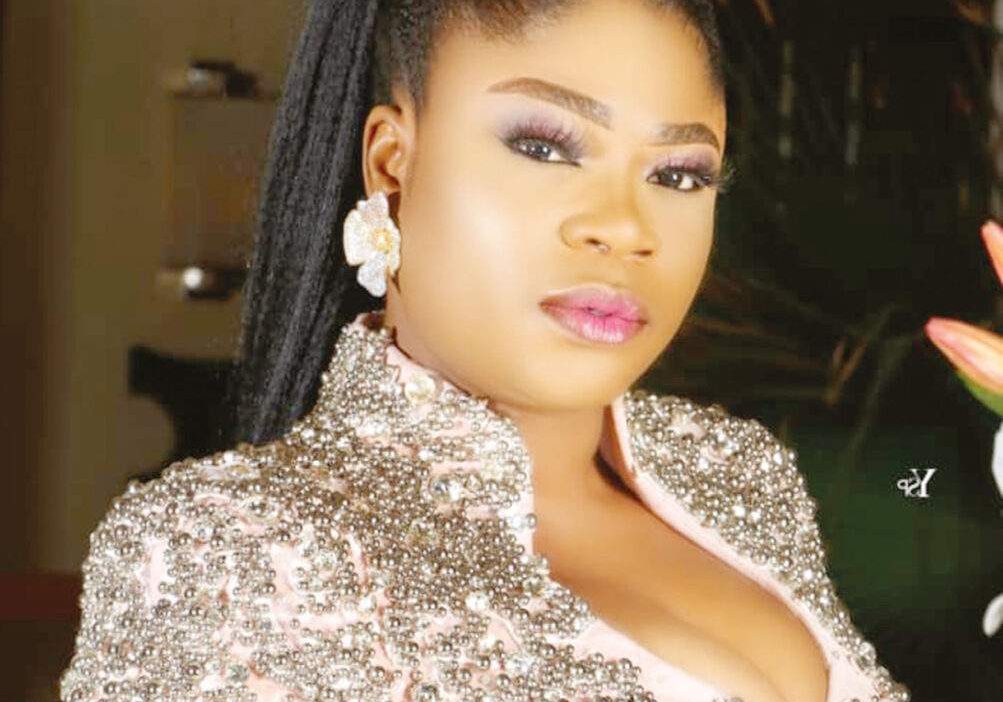Eniola Ajao Reveals Why Bobrisky Won Best Dressed Female Award Eniola Ajao Reveals Why Bobrisky Won Best Dressed Female Award