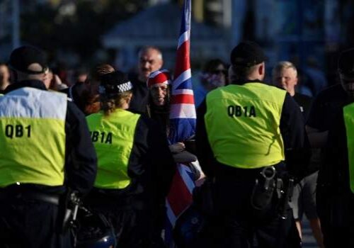 Far Right Riots Erupt in Britain, 6,000 Police Called In