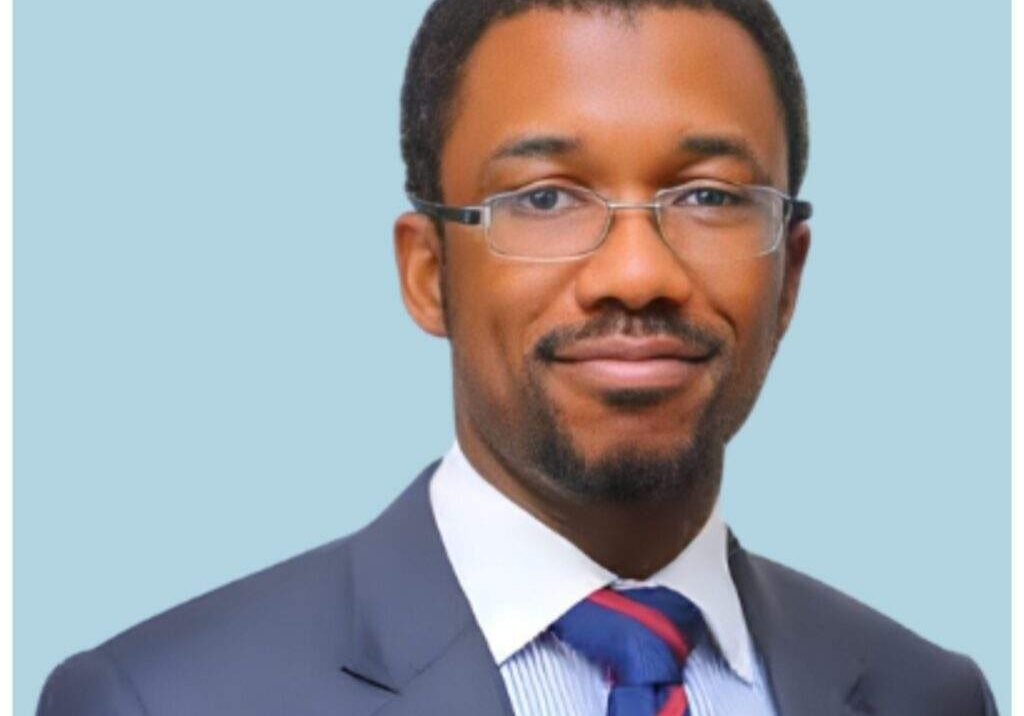 Financial Expert Urges Central Bank of Nigeria to Sell Naira Financial Expert Urges Central Bank of Nigeria to Sell Naira