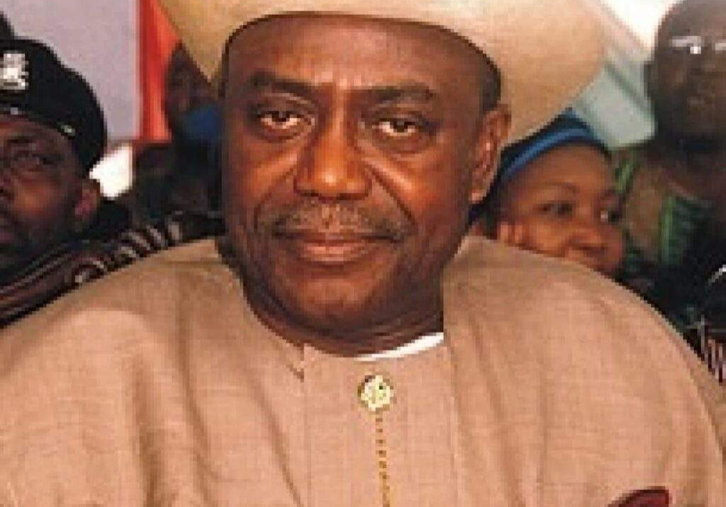 Former Rivers State Governor Endorses Siminalayi Fubara as Political Leader Former Rivers State Governor Endorses Siminalayi Fubara as Political Leader