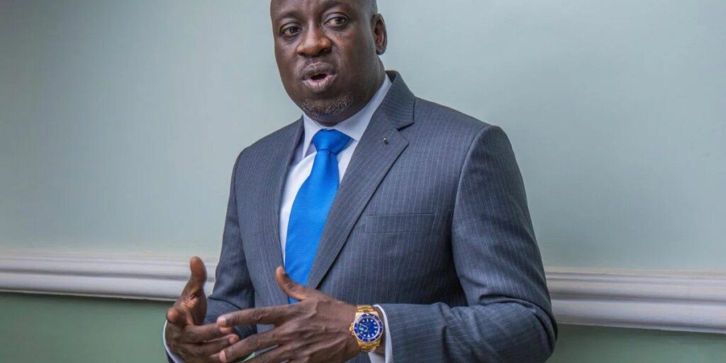 Former Sports Minister, Bolaji Abdullahi dumps PDP Former Sports Minister, Bolaji Abdullahi dumps PDP