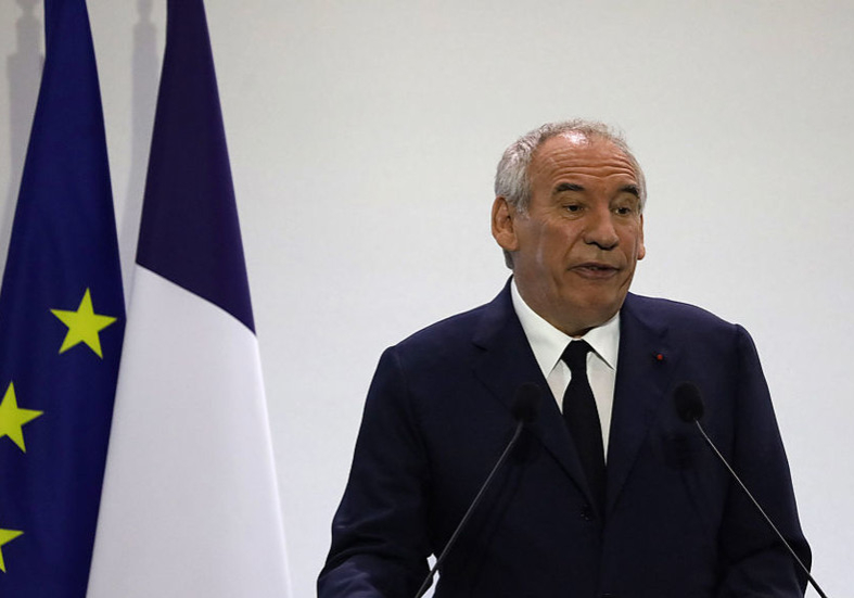 France to raise taxes on the rich — RT World News