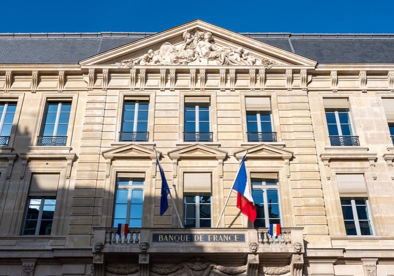 France headed for ‘black hole’ – financial expert — RT Business News