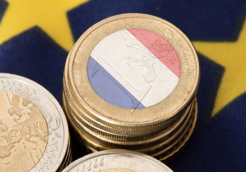 France faces economic suffocation due to debt crisis France’s Central Bank chief warns of economic ‘suffocation’ — RT World News