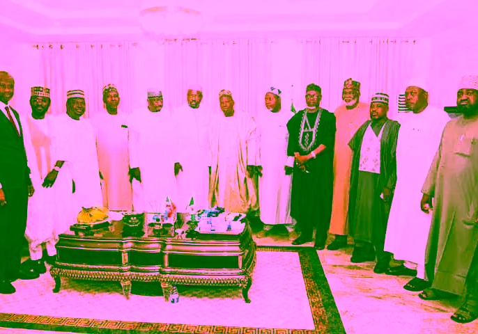 Ganduje welcomes Kawu Sumaila, top NNPP defectors to APC