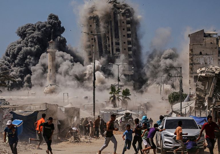 Egypt hosts Hamas, Israeli delegations for talks