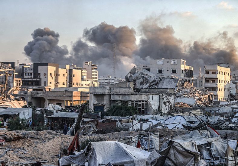 ‘Gaza is on fire’ – Israeli defense minister — RT World News