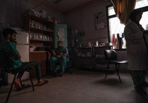 Gaza's Hospitals Struggle in Dark Amid Fuel Shortages and War