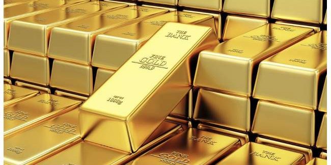 Gold Hits Record High as US Rate Cuts Loom and Gold Hits Record High as US Rate Cuts Loom and