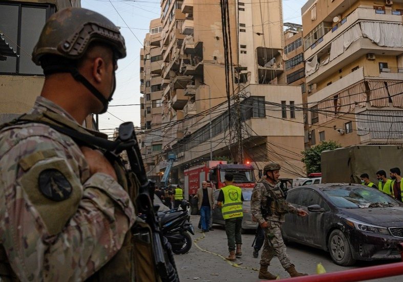 Israel kills senior Hezbollah commander in Beirut — RT World News