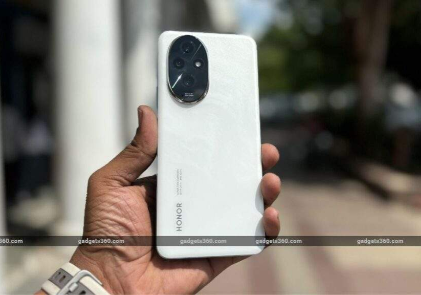 Honor 200 Review: A Mid Range Powerhouse with Premium Camera and
