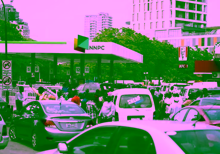 How Nigeria’s fuel subsidy removal worsened Niger’s petrol scarcity How Nigeria’s fuel subsidy removal worsened Niger’s petrol scarcity