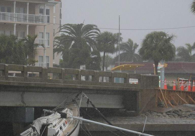 Hurricane Milton Bears Down on Tampa Bay Hurricane Milton Bears Down on Tampa Bay