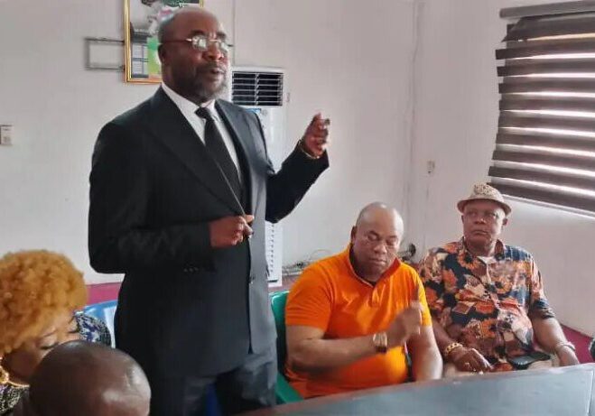 Imo ex-federal lawmaker, Obi dumps LP, rejoins APC Imo ex-federal lawmaker, Obi dumps LP, rejoins APC