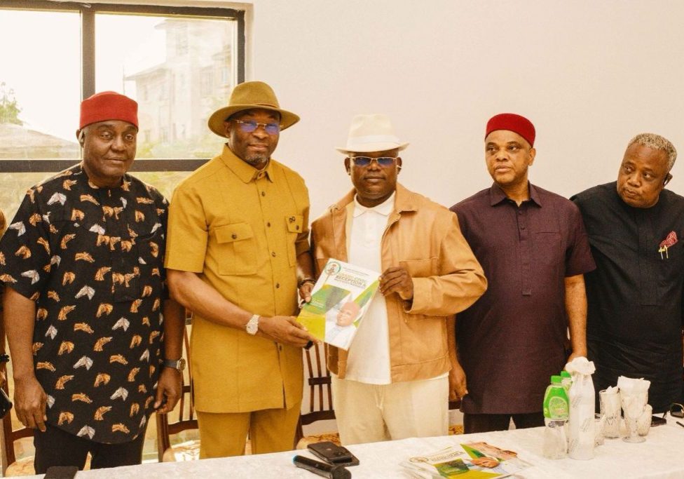 Deputy Speaker Kalu advises Abia PDP lawmaker, Erondu to join APC