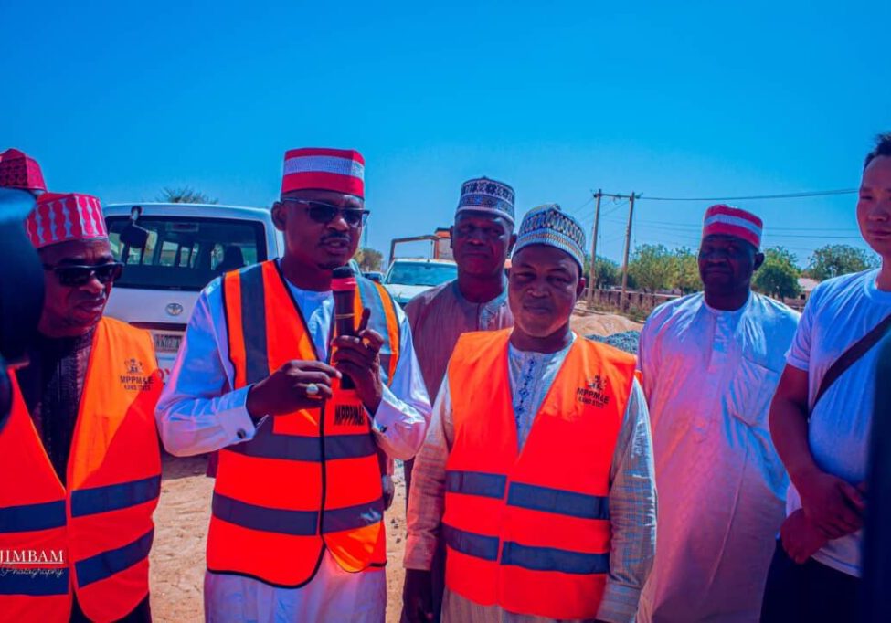 Kano govt issues ultimatum to contractors on 5km road projects Kano govt issues ultimatum to contractors on 5km road projects