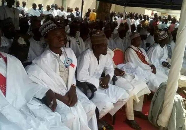 Kebbi govt conducts mass wedding for 300 couples — Daily