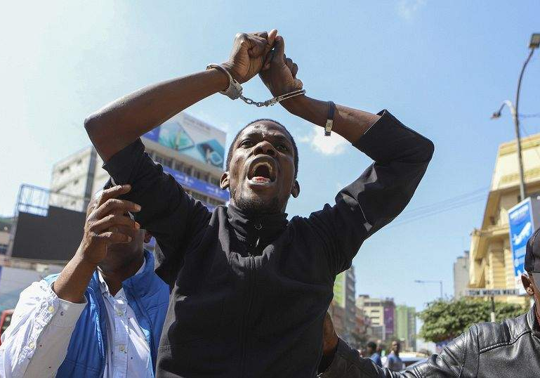 Kenya Cuts Budget 1.9%, Widens Fiscal Deficit as Ruto Concedes