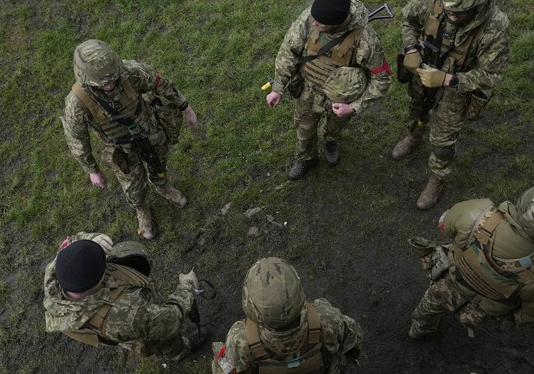 Kenyan MPs accuse British troops of sexual abuse and environmental harm