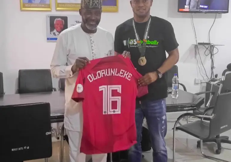 Kogi Government host Super Eagles goalie Olorunleke