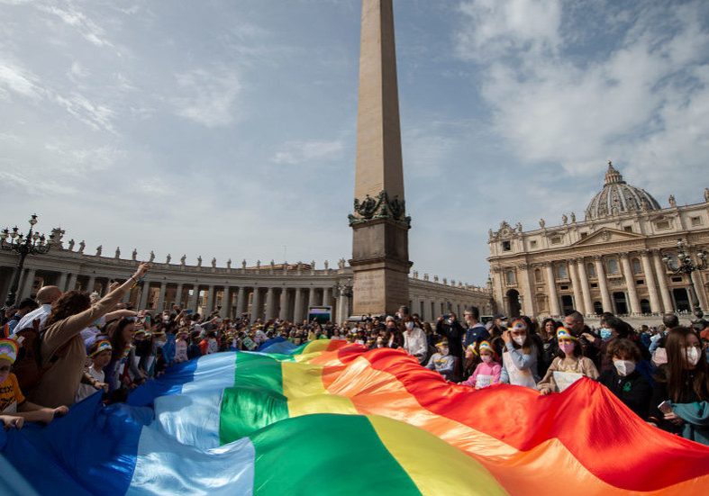 Vatican to host LGBTQ group — RT World News