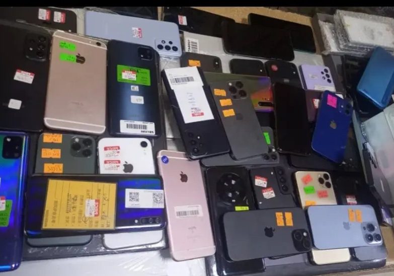 Police recover 75 stolen phones, others in Lagos — Daily Nigerian