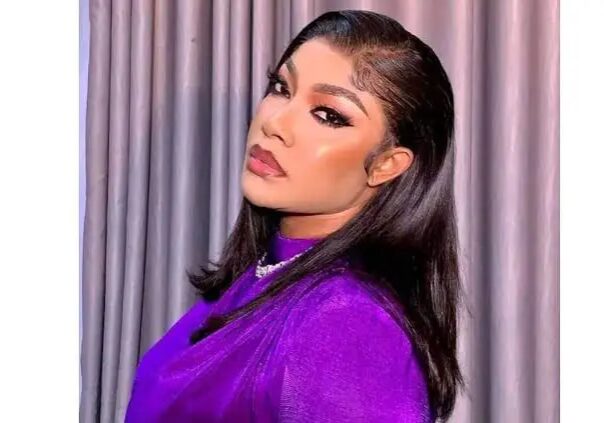 Lamborghini saga: Burna Boy took advantage of Sophia Egbueje - Lamborghini saga: Burna Boy took advantage of Sophia Egbueje - Angela Okorie