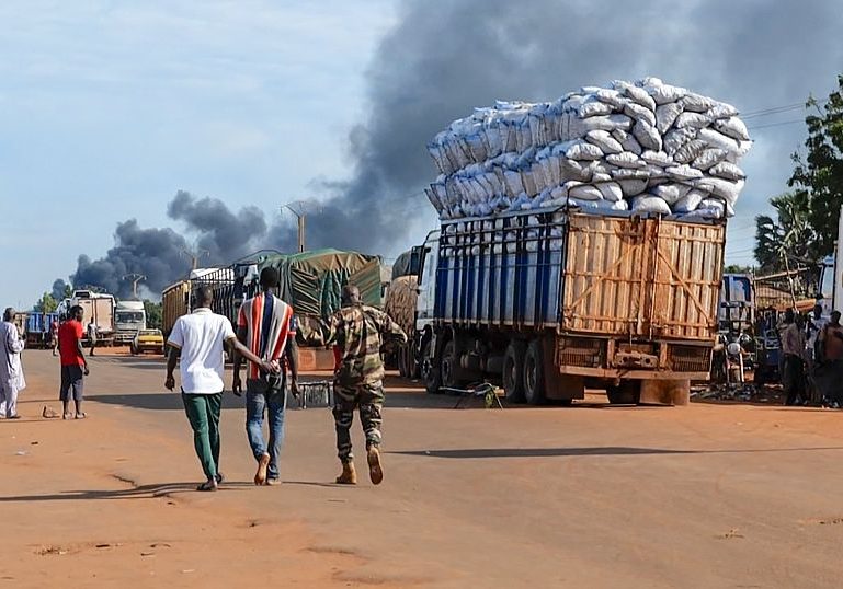 Mali: Army foils attack in Timbuktu, a day after jihadist assault killed 30 soldiers
