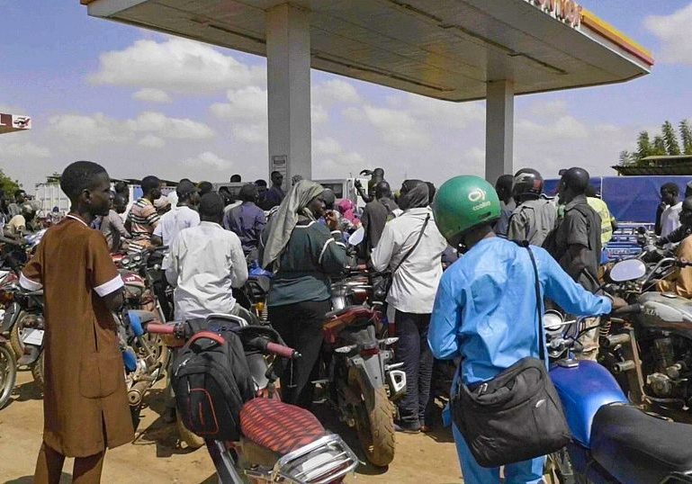 Mali terror threat: US Embassy urges Americans to leave immediately US Embassy urges Americans to leave Mali immediately amid Jihadi fuel bloackade