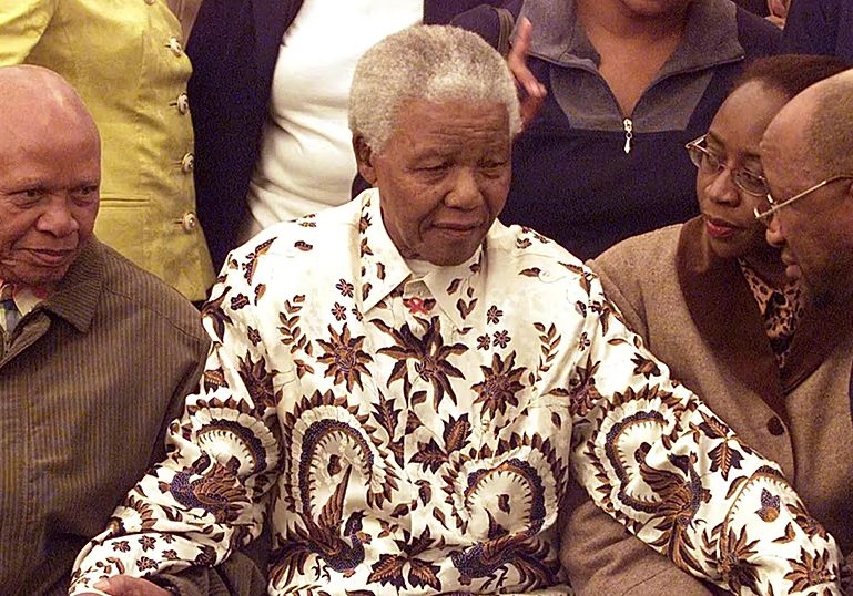 South African court clears sale of Nelson Mandela artefacts