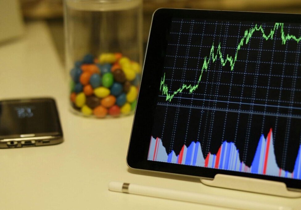 Master Volatility: Opportunistic Trading in Unstable Markets Master Volatility: Opportunistic Trading in Unstable Markets