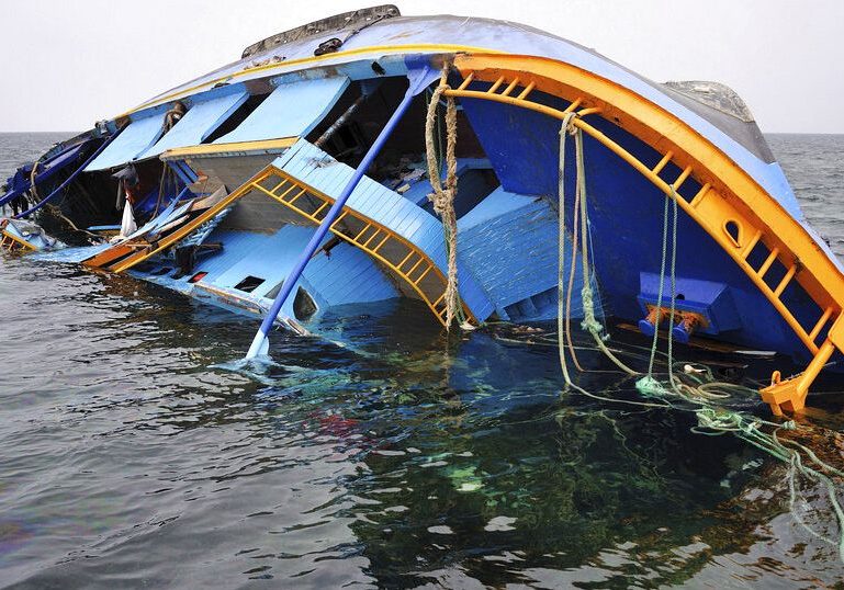 40 migrants, including infants, die in boat sinking off Tunisia