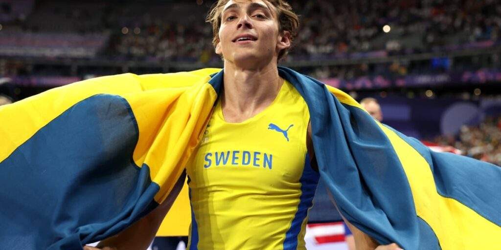 Mondo Duplantis Smashes Olympic Record with Ease and Flair Mondo Duplantis Smashes Olympic Record with Ease and Flair