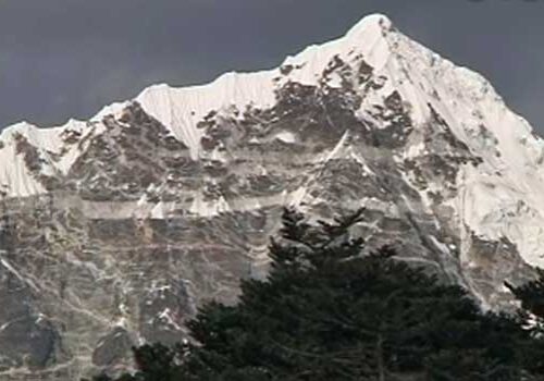 Mount Everest's Hidden Secrets: 100 Year Old Mystery Solved?