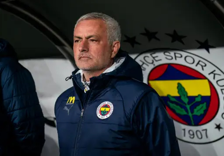 Transfer: Mourinho in shock move to sign Rashford