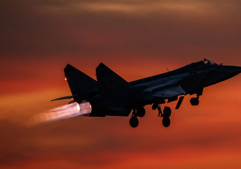 NATO nation’s defense minister calls for shooting down Russian warplanes — RT World News
