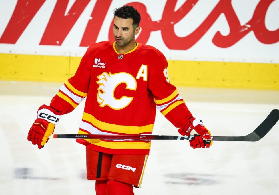 NHL Flames Nazem Kadri Trade Rumors NHL: Preseason-Edmonton Oilers at Calgary Flames - Source: Imagn