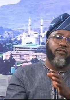Naira Devaluation Driving Nigeria's Inflation Crisis