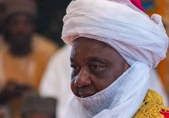 Namadi Sambo turbanned Sardaunan Zazzau by Emir of Zazzau Ex-VP Namadi Sambo turbaned as Sardaunan Zazzau — Daily Nigerian