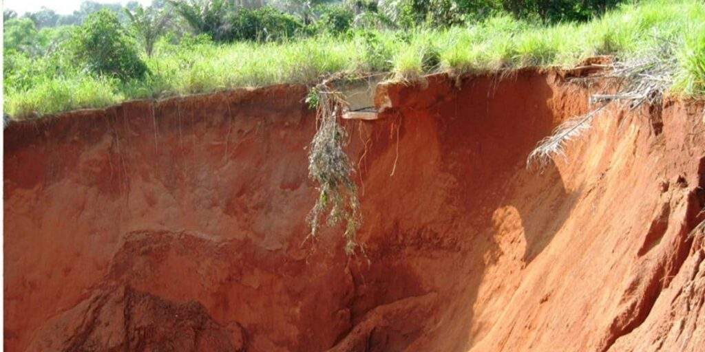 Nasarawa State Residents Cry Out Over Severe Gully Erosion Threatening Nasarawa State Residents Cry Out Over Severe Gully Erosion Threatening