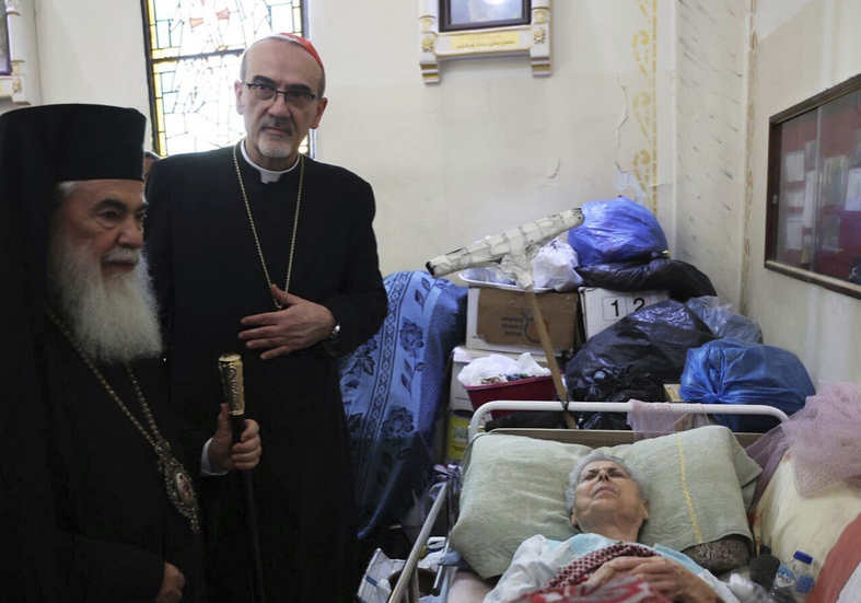 Netanyahu apologizes to Pope for bombing church — RT World News