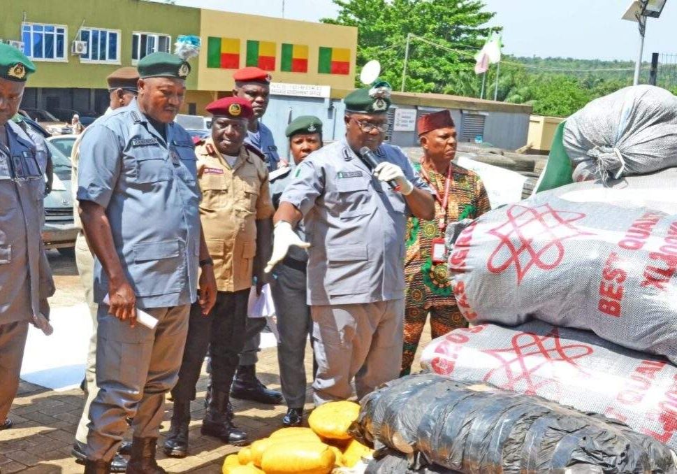 Nigeria Customs Seize N557M Ammunition in Garri Smuggling Bust Nigeria Customs Seize N557M Ammunition in Garri Smuggling Bust