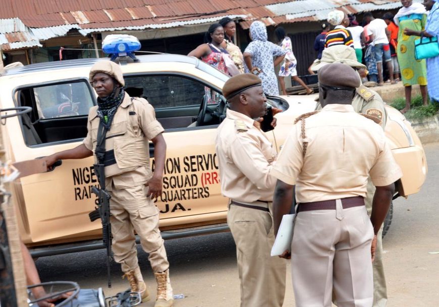 Nigerian Immigration blocks 332 irregular migrants from entry through Seme border — Daily Nigerian