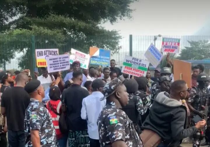 Nigeria Protesters Take to Streets for Second Day Amid Police