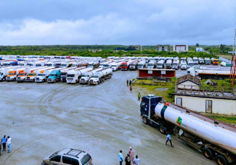 Nigerian govt to earn N796bn yearly from 5% petrol surcharge