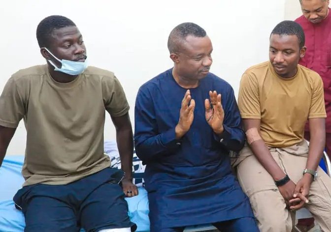 CAS visits pilots, says they displayed courage, professionalism — Daily Nigerian