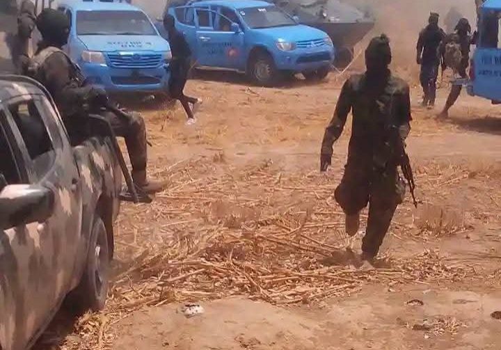 Nigerian Army Arrests Notorious Terror Leader Babawo Badoo Nigerian Army nabs notorious terror kingpin ‘Babawo Badoo,’ 37 others — Daily Nigerian