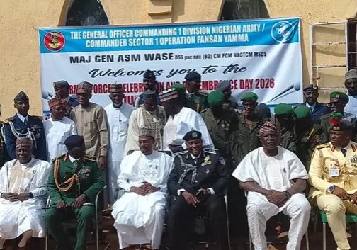 Nigeria Army remembers fallen soldiers, supports troops — Daily Nigerian