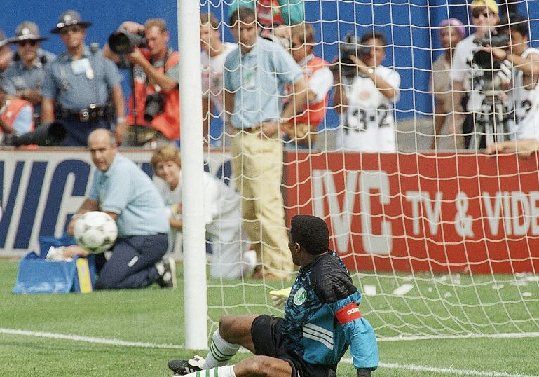Former Nigeria goalkeeper Peter Rufai dies at 61